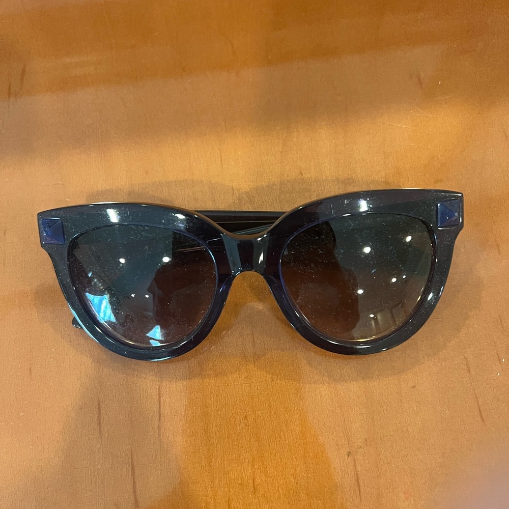 Valentino Stylish Navy Sunglasses